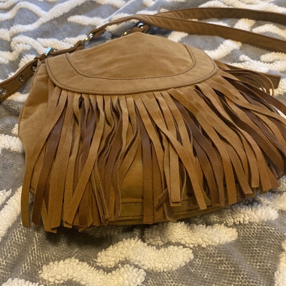 New York & Company bohemian crossbody - Picture 3 of 4